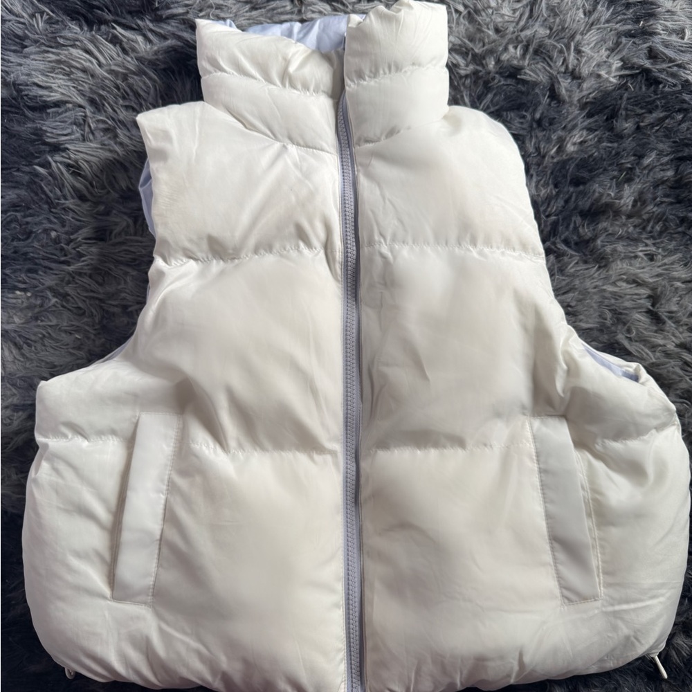 White Puffer Vest - Sleeveless Quilted Jacket